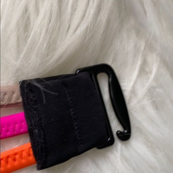 Victoria’s Secret Strapless Black/Pink Bikini Top - Picture 15 of 16